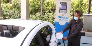 Investasi-Sudah-Mulai-Tahun-Ini-2024-Indonesia-Bakal-Jadi-Pasar-Terbesar-Kendaraan-Listrik.