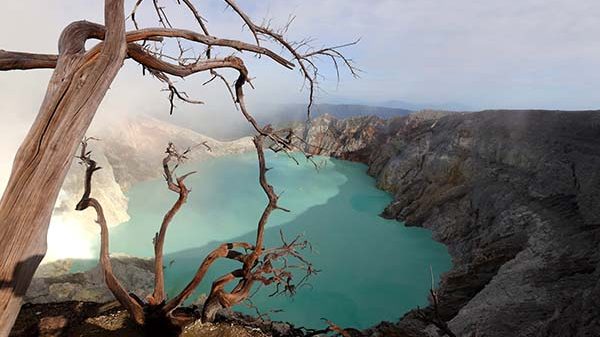 Pesona-Objek-Wisata-Alami-Kawah-Gunung-Ijen.jpg