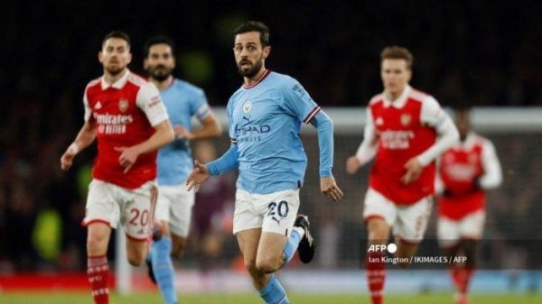 Tertahan-Di-Emirates-Arsenal-Masih-Nyaman-Di-Puncak-Klasemen.jpg