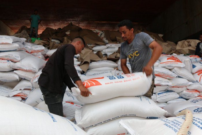 Berapa-Harga-Normal-Beras-Bulog-Sebelum-Dioplos-dan-Dijual-Mahal.
