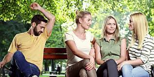 4 Masalah Kesehatan yang Bisa Kamu Alami Ketika Tidak Ganti Baju Setiap Hari