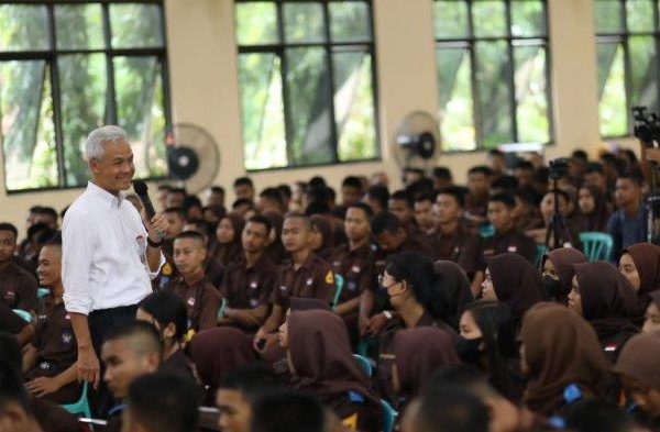 Cegah-Radikalisme-dan-Bullying-di-Sekolah-Ganjar-Beri-Jurus-Ini Media Tangerang Pusat Informasi Terupdate