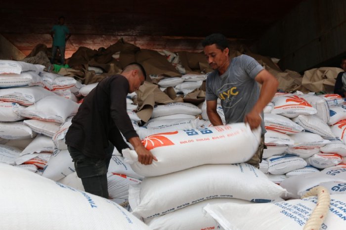 Berapa-Harga-Normal-Beras-Bulog-Sebelum-Dioplos-dan-Dijual-Mahal.