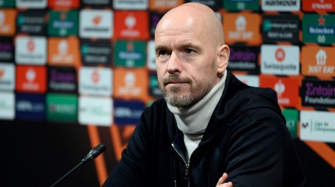 1 / 1 – Jadi Sorotan, Pertemuan Antara Erik Ten Hag dan Sir Alex Ferguson di Liga Eropa.jpg
