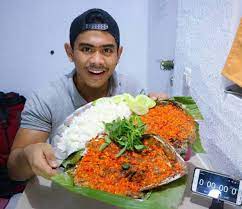 Mengenal Youtubers Kuliner yang Sangat Viral di Indonesia